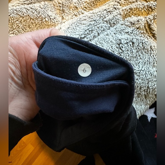 Lululemon Wunder Train Mid-Rise 28’ - Picture 2 of 3